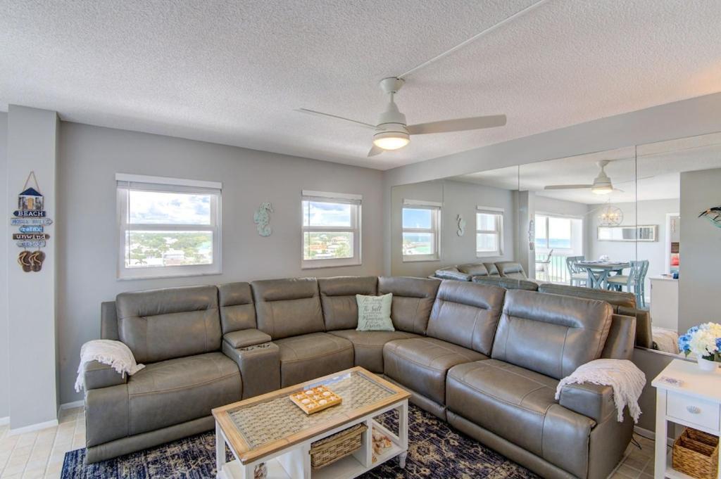 Views - 1-bedroom * Venice